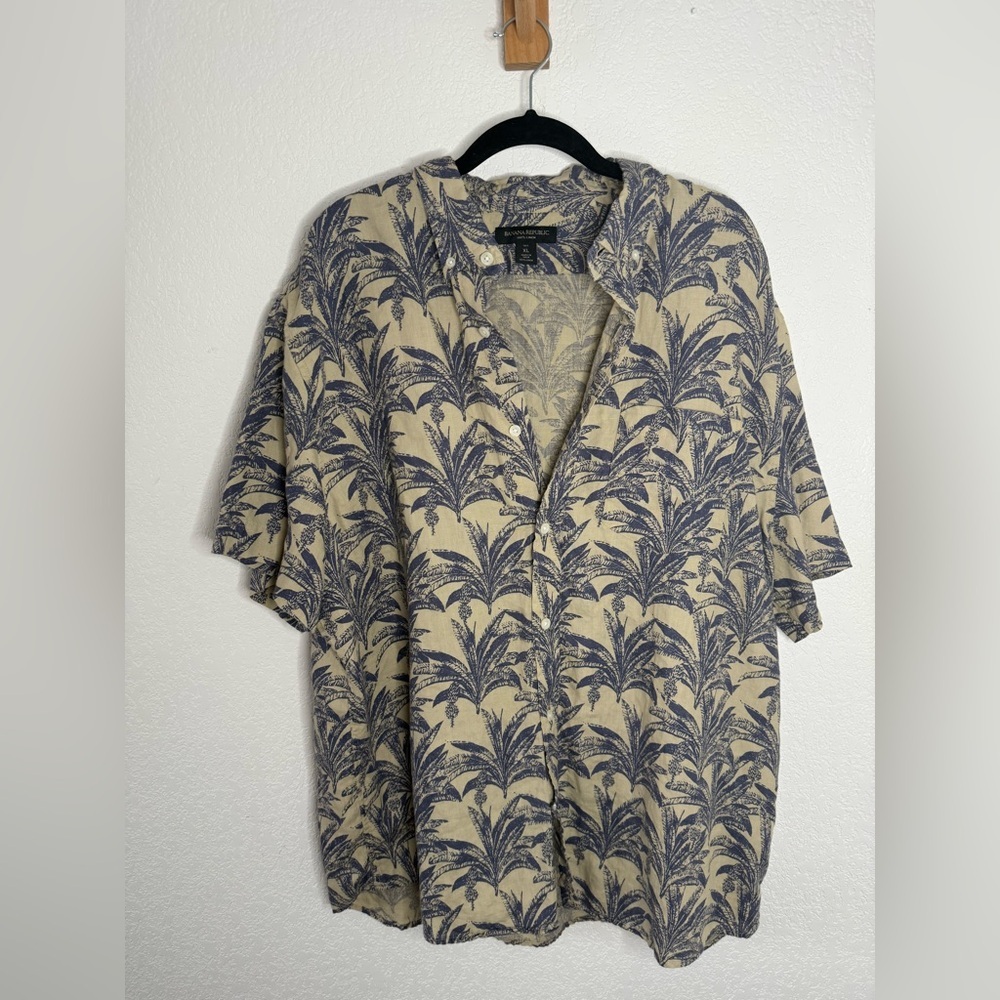 Banana Republic Linen Palm Print Shirt